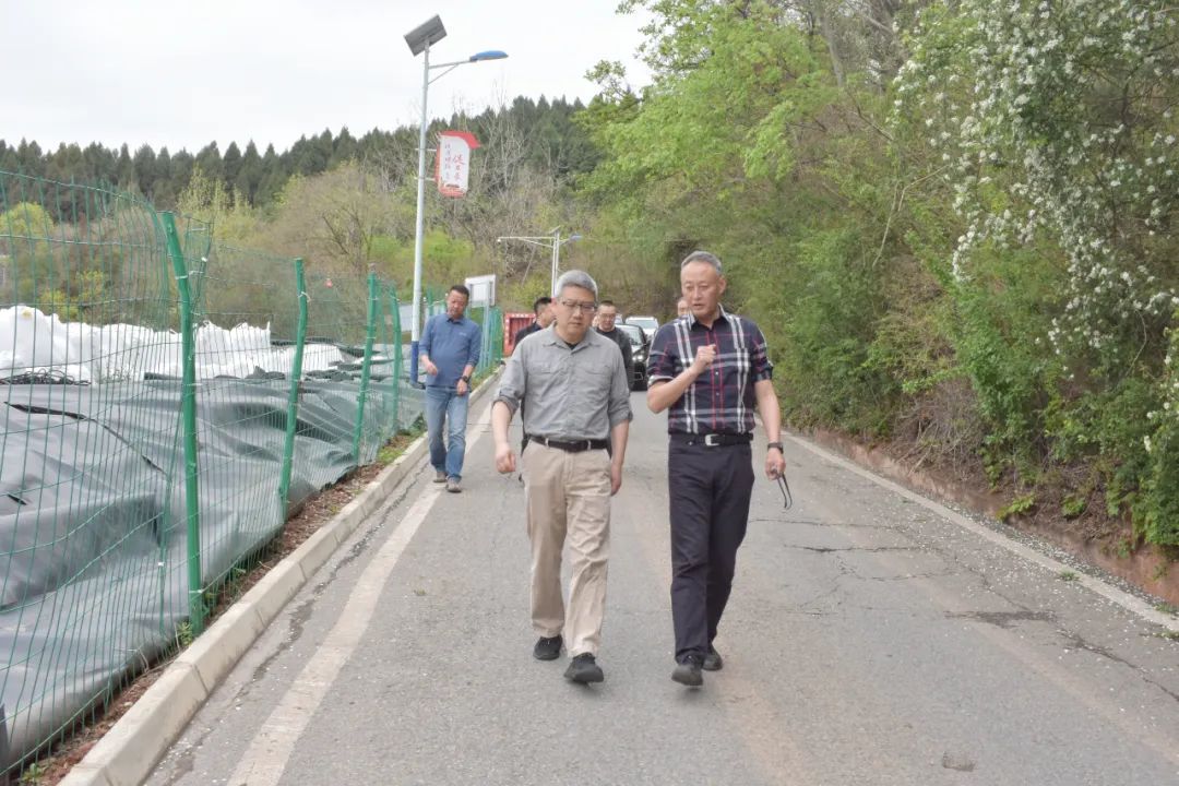 紧绷“安全弦” 守好“节前关”——欧美成人片
总工程师李隆方带队到固废处置公司进行节前消防安全及森林防火专项检查