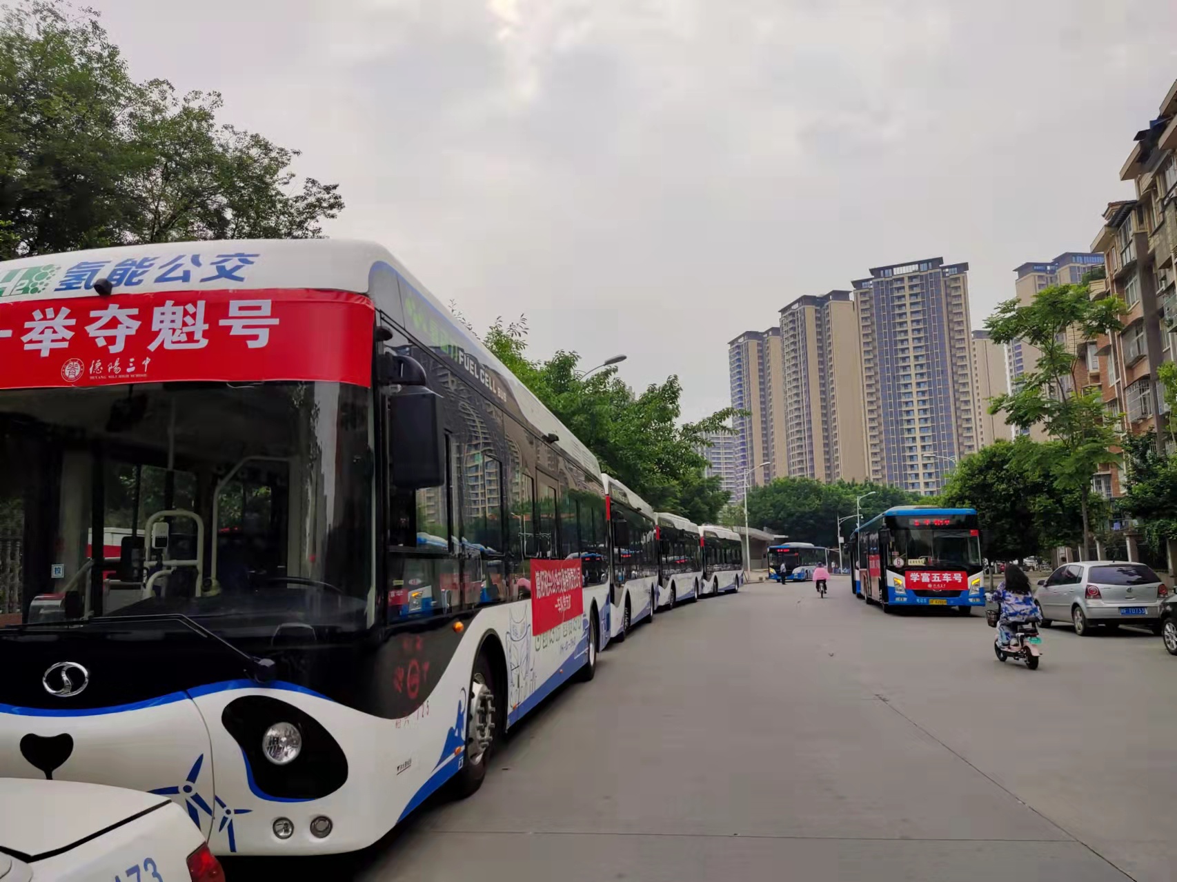 【一线风采】匠心筑梦公交情